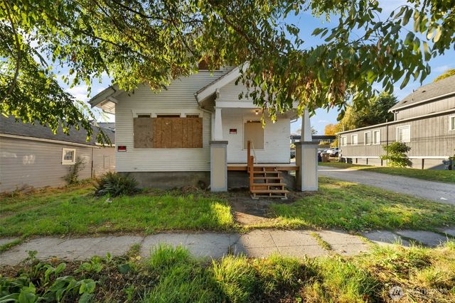 1008 S 37th Street, Tacoma, WA 98418