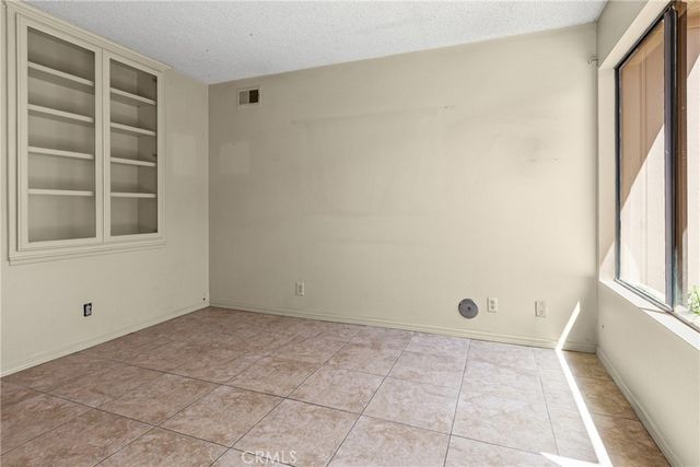 1207 Touchstone, Santa Maria, CA 93454