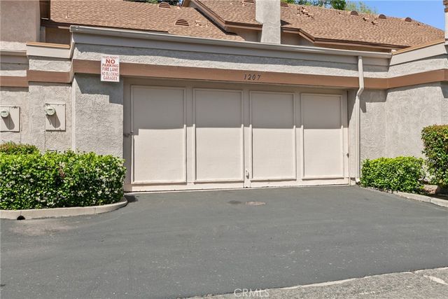 1207 Touchstone, Santa Maria, CA 93454