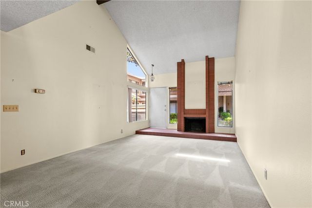 1207 Touchstone, Santa Maria, CA 93454