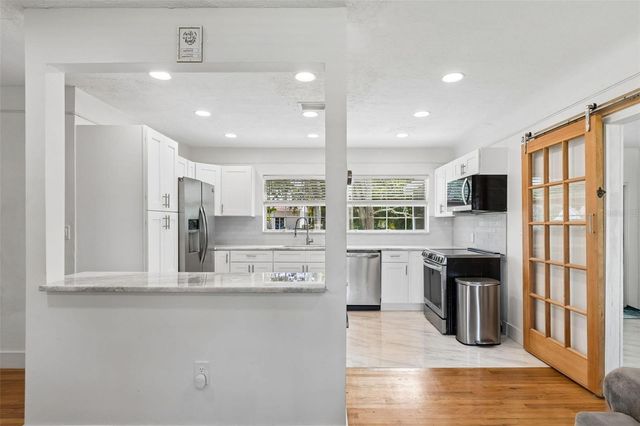 4526 YARDLEY AVENUE N, St Petersburg, FL 33713