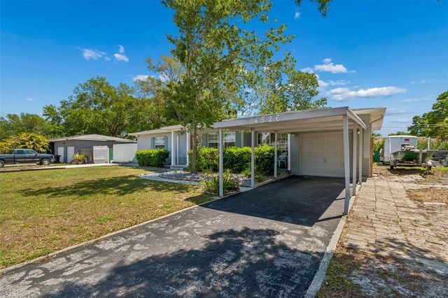4526 YARDLEY AVENUE N, St Petersburg, FL 33713