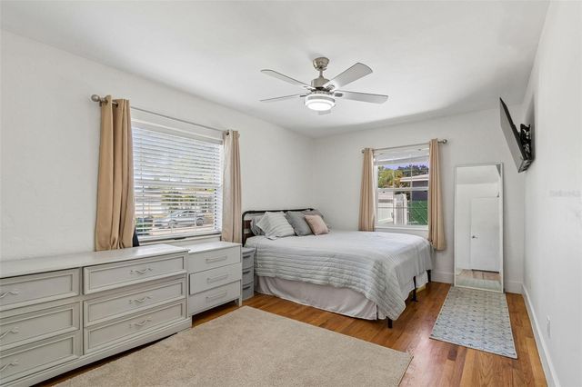 4526 YARDLEY AVENUE N, St Petersburg, FL 33713