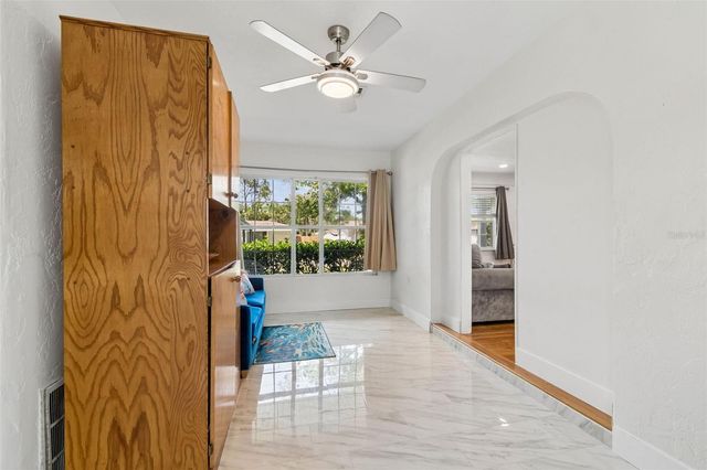 4526 YARDLEY AVENUE N, St Petersburg, FL 33713