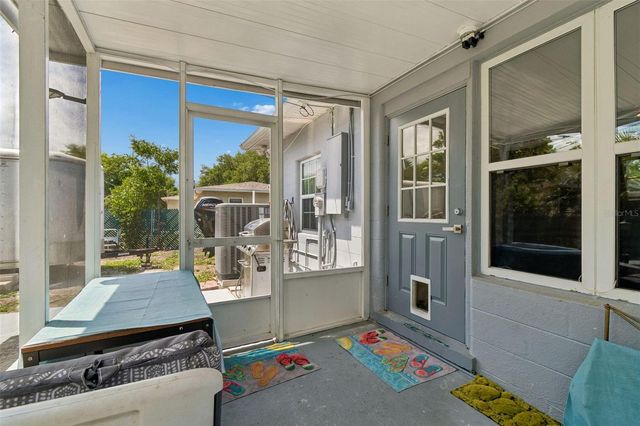 4526 YARDLEY AVENUE N, St Petersburg, FL 33713