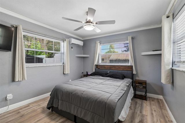 4526 YARDLEY AVENUE N, St Petersburg, FL 33713