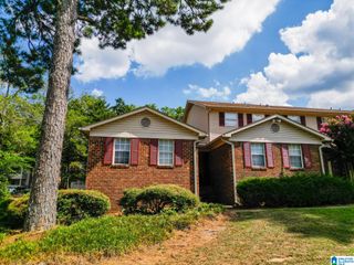 1661 Patton Chapel Rd Apt A, Hoover, AL 35226