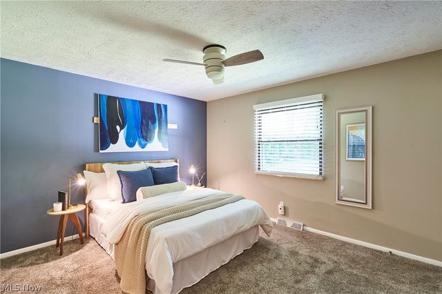 2808 Lynne Road, Green, OH 44312
