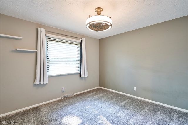 2808 Lynne Road, Green, OH 44312