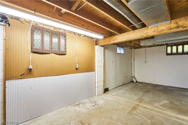 2808 Lynne Road, Green, OH 44312