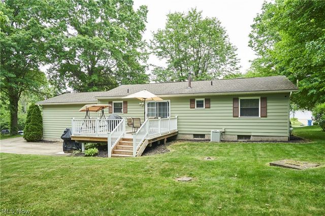 2808 Lynne Road, Green, OH 44312