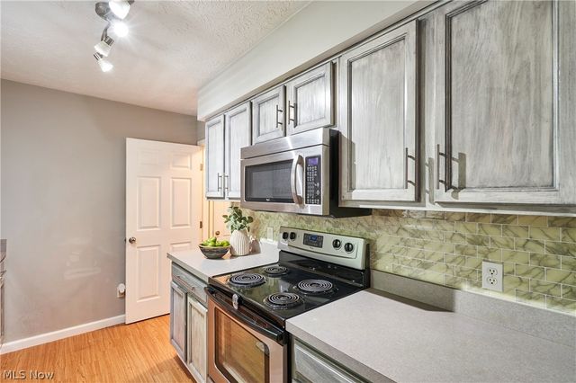 2808 Lynne Road, Green, OH 44312