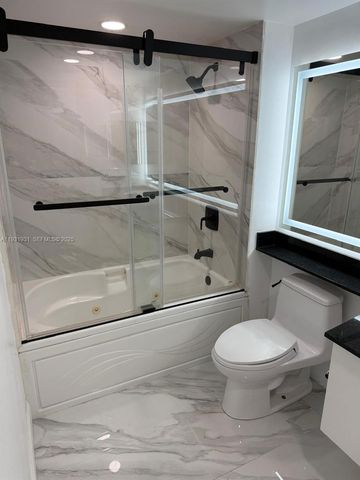 31 SE 5th St 2907, Miami, FL 33131