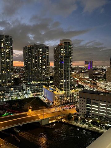 31 SE 5th St 2907, Miami, FL 33131