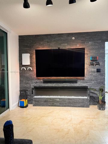 31 SE 5th St 2907, Miami, FL 33131