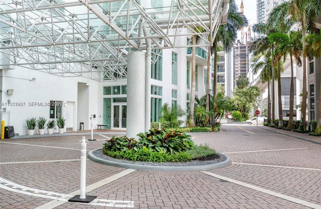 31 SE 5th St 2907, Miami, FL 33131