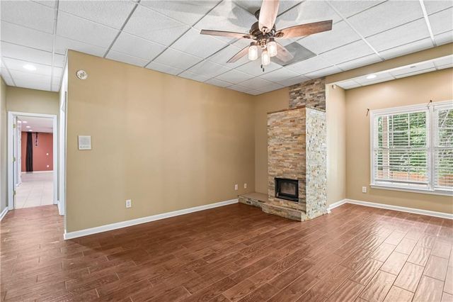 2077 Coolidge Way NW, Acworth, GA 30101