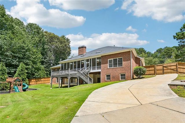2077 Coolidge Way NW, Acworth, GA 30101