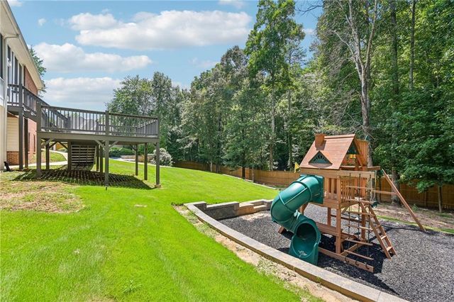 2077 Coolidge Way NW, Acworth, GA 30101