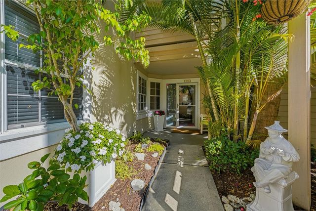 8735 Lakeside Boulevard 211, Vero Beach, FL 32963