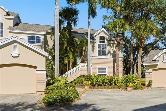 8735 Lakeside Boulevard 211, Vero Beach, FL 32963