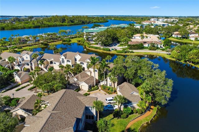 8735 Lakeside Boulevard 211, Vero Beach, FL 32963