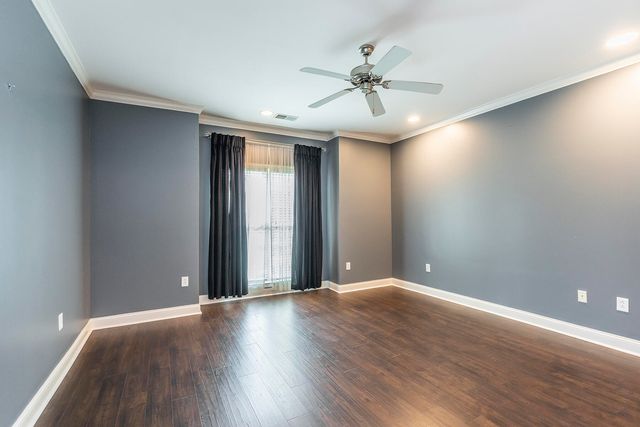997 Star Shoot Parkway, Lexington, KY 40509