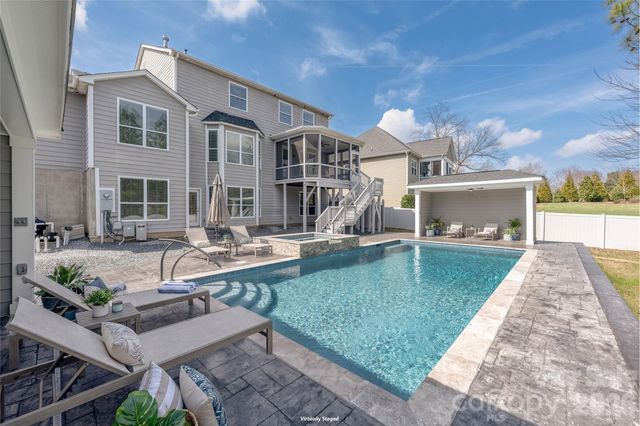 14724 Old Vermillion Drive, Huntersville, NC 28078