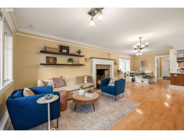 1524 Se MALDEN St, Portland, OR 97202