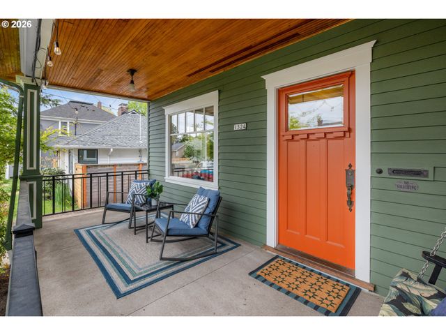 1524 Se MALDEN St, Portland, OR 97202