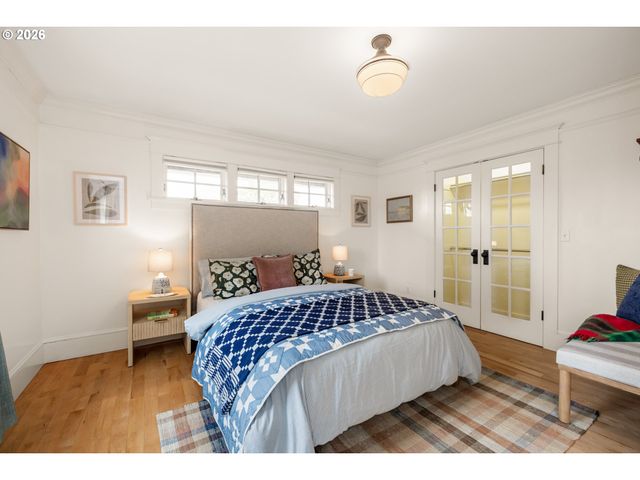 1524 Se MALDEN St, Portland, OR 97202