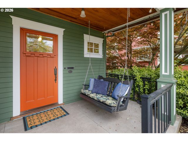 1524 Se MALDEN St, Portland, OR 97202