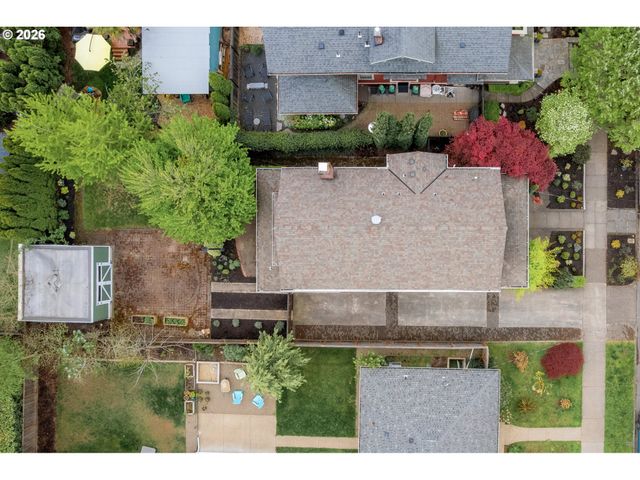 1524 Se MALDEN St, Portland, OR 97202