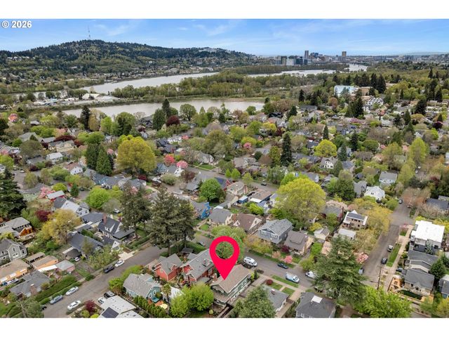 1524 Se MALDEN St, Portland, OR 97202