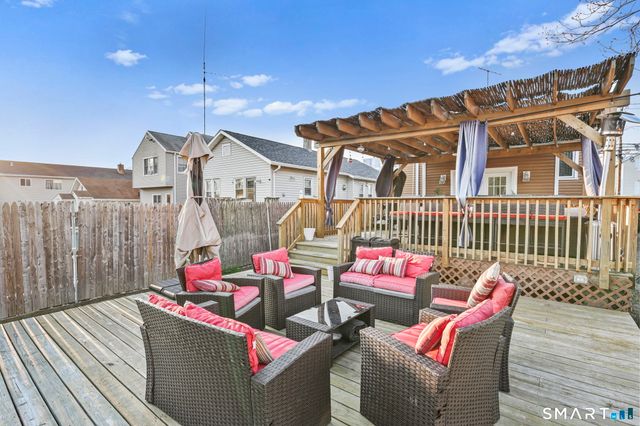 26 Melrose Place, Stamford, CT 06902