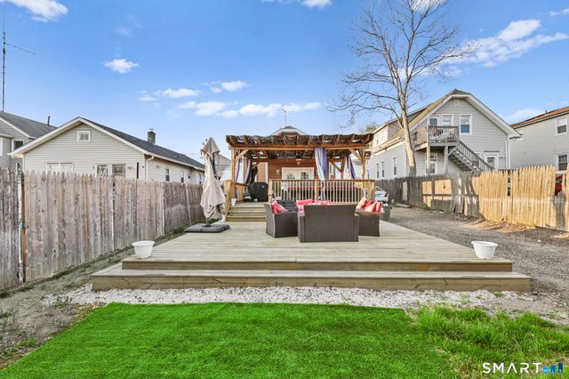 26 Melrose Place, Stamford, CT 06902