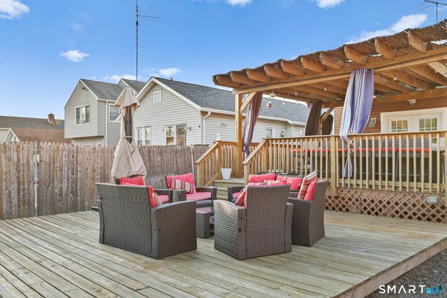 26 Melrose Place, Stamford, CT 06902