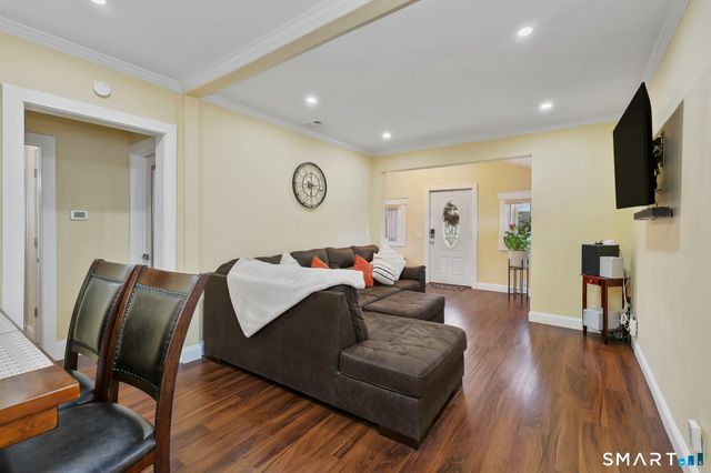 26 Melrose Place, Stamford, CT 06902