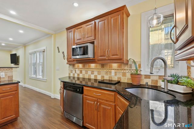 26 Melrose Place, Stamford, CT 06902