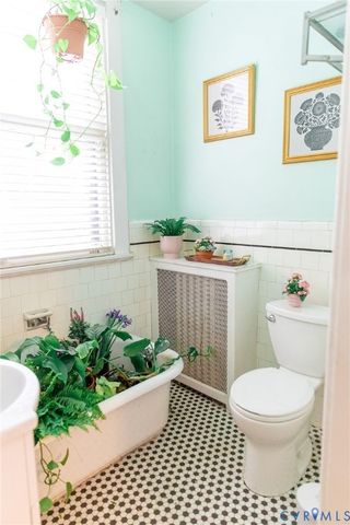 2701 Edgewood Ave, Richmond, VA 23222