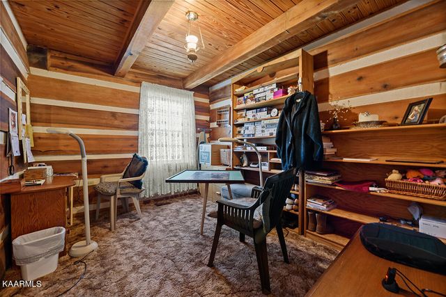 311 Ross Cemetery Rd, Rocky Top, TN 37769