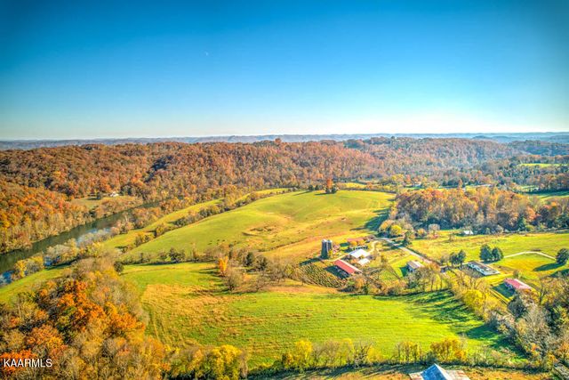 311 Ross Cemetery Rd, Rocky Top, TN 37769