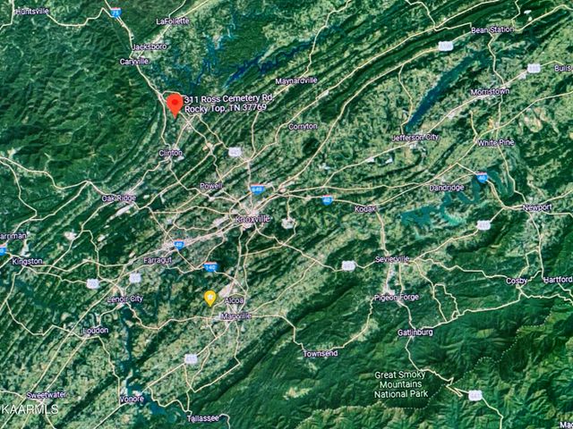 311 Ross Cemetery Rd, Rocky Top, TN 37769