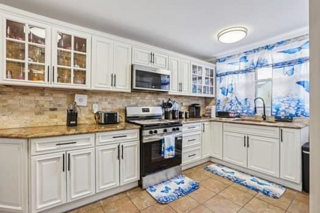 145 FULTON AVE, Fairview, NJ 07022