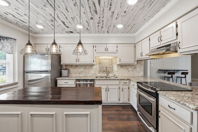 1234 GREENVIEW RD, Collierville, TN 38017