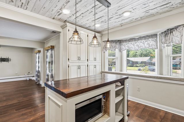 1234 GREENVIEW RD, Collierville, TN 38017