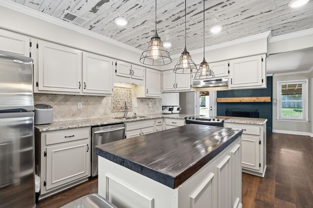 1234 GREENVIEW RD, Collierville, TN 38017