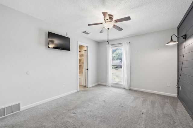 1234 GREENVIEW RD, Collierville, TN 38017