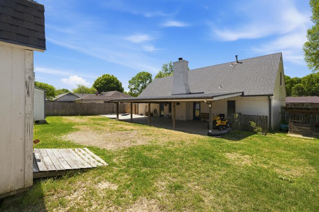 1234 GREENVIEW RD, Collierville, TN 38017