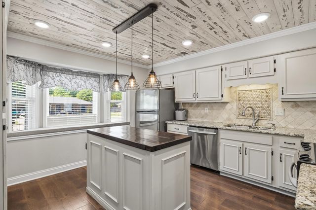 1234 GREENVIEW RD, Collierville, TN 38017